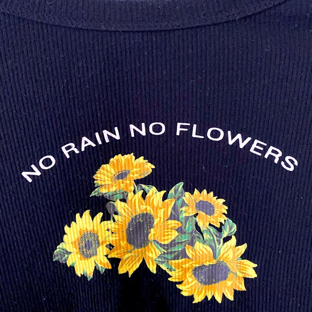 “NO RAIN NO FLOWERS” LONG SLEEVE TEE